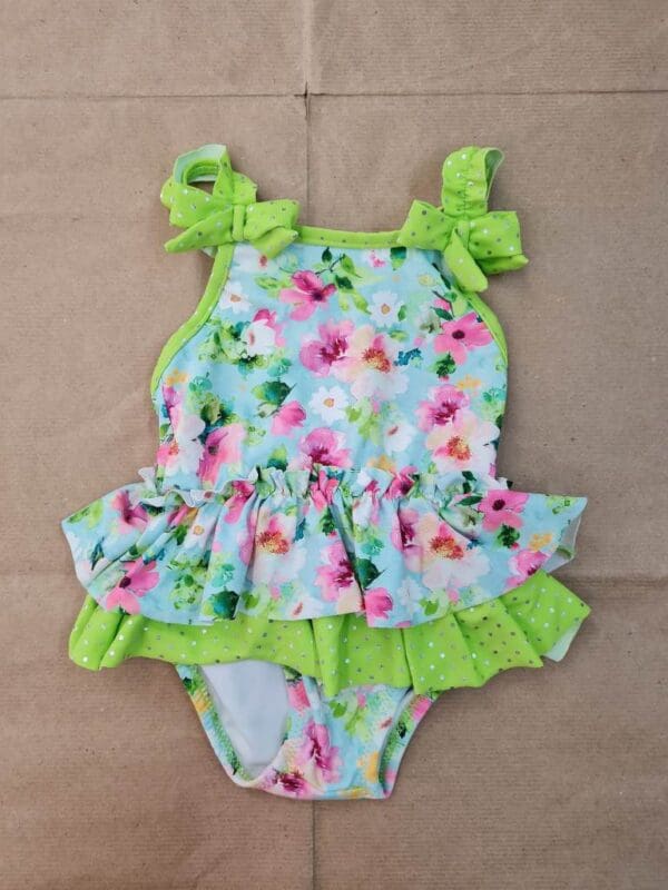 Costume intero neonata
mayoral